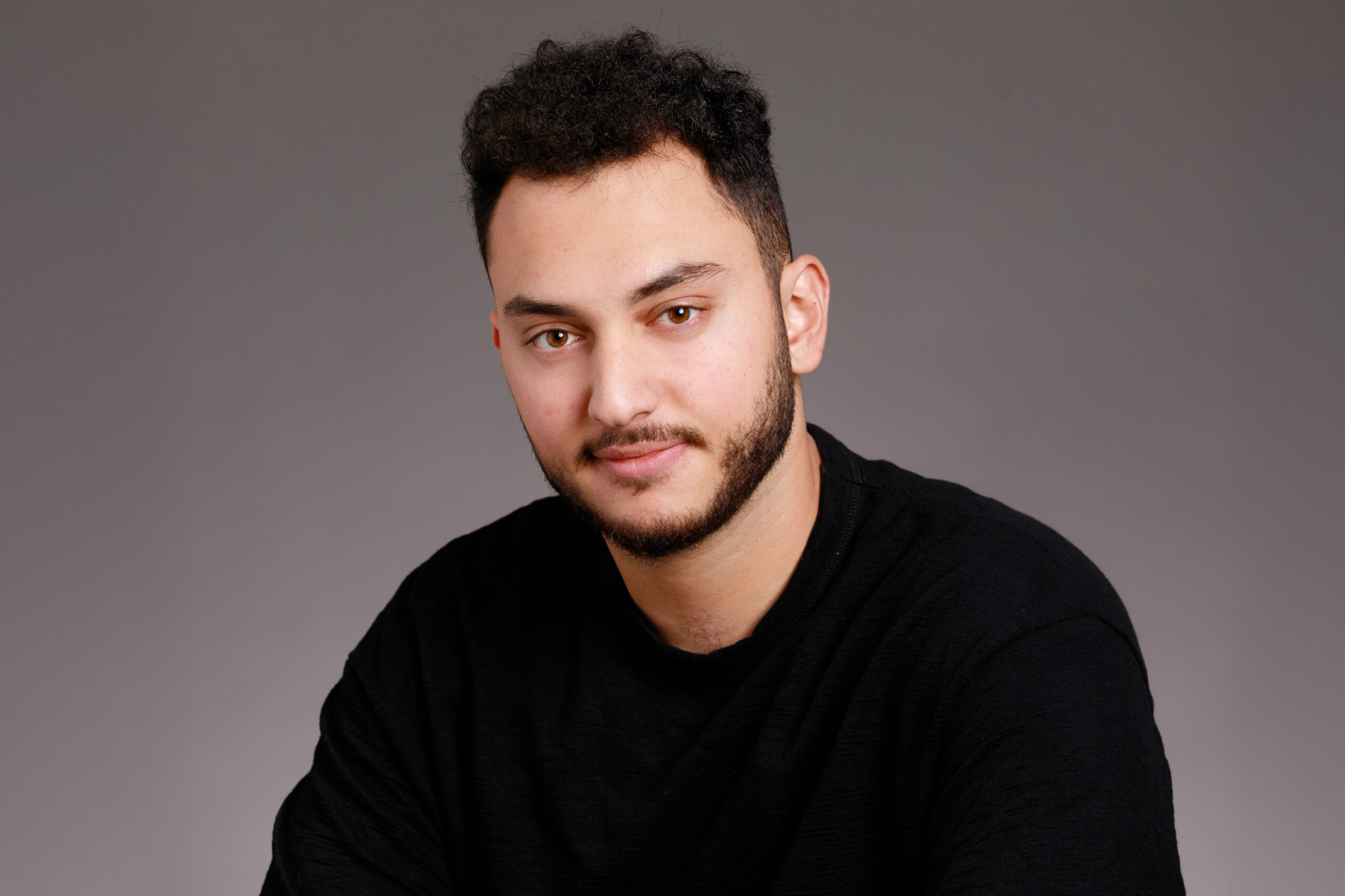 אמיר אינהסז